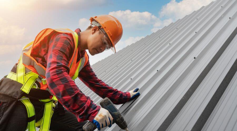 Professional Emergency Roof Repairs services in Newville, AL